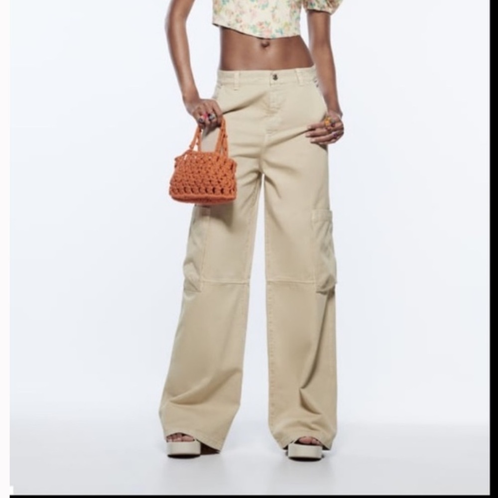 Zara wide leg cargo pant tan color